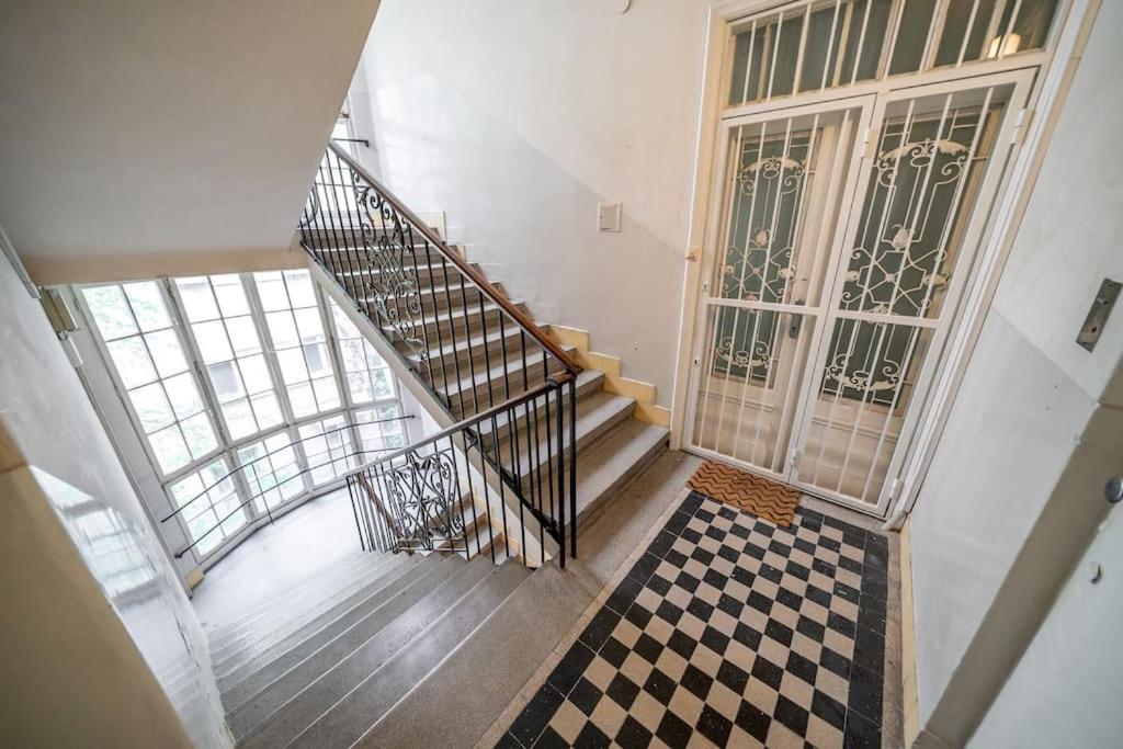 شقة Danube Bank Hideaway بودابست المظهر الخارجي الصورة
